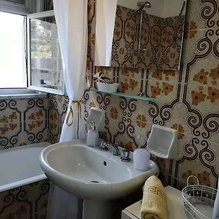 Taormina Rising Sun Apt Holiday home *